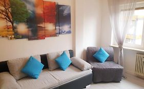 J&M House -Fronte Ospedale- Incluso Netflix E Disney Plus